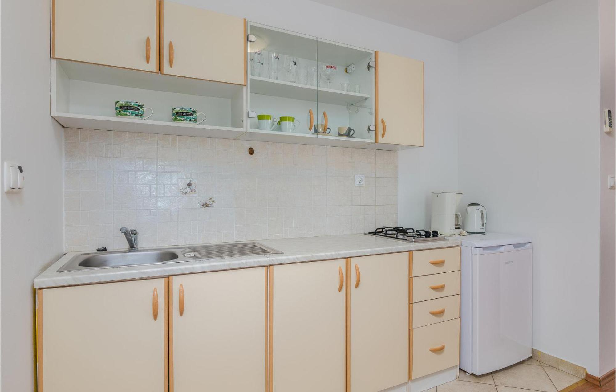 Cozy Apartment In Malinska Dubasnica With Wifi Exterior foto